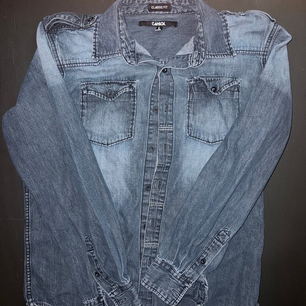 Carbon Men Large Blue Denim Dark Wash Classic Fit Distressed Button Down Shirt